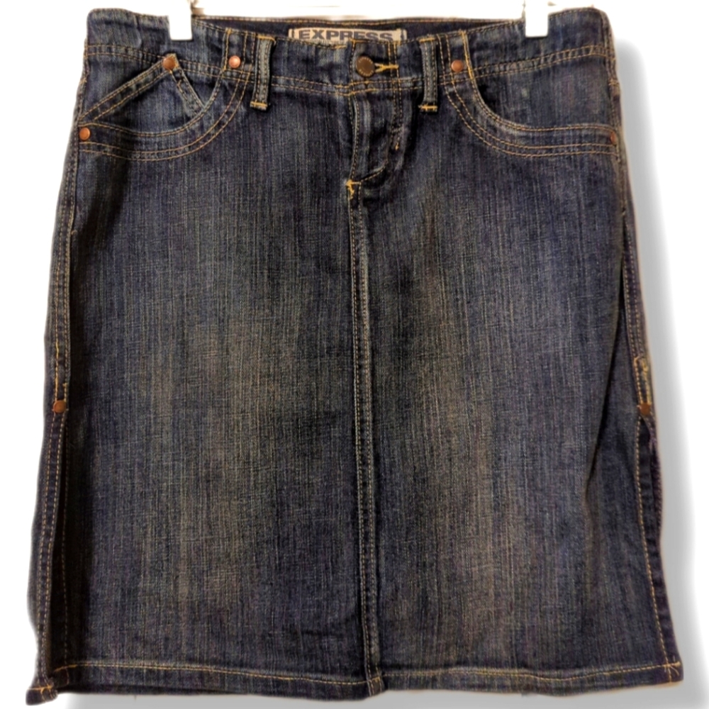 Express Jean Skirt Size 10 Button Closure Side-Slits and Front and Back Pockets